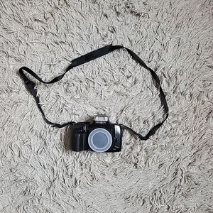 Minolta Maxxum 350si Camera No Lens Black with Strap